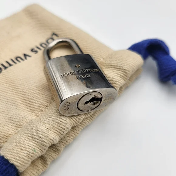 LOUIS VUITTON Alma BB 2way Bag Epi Leather Water Ripple Shell, Authentic w/COA.. - Picture 13 of 16